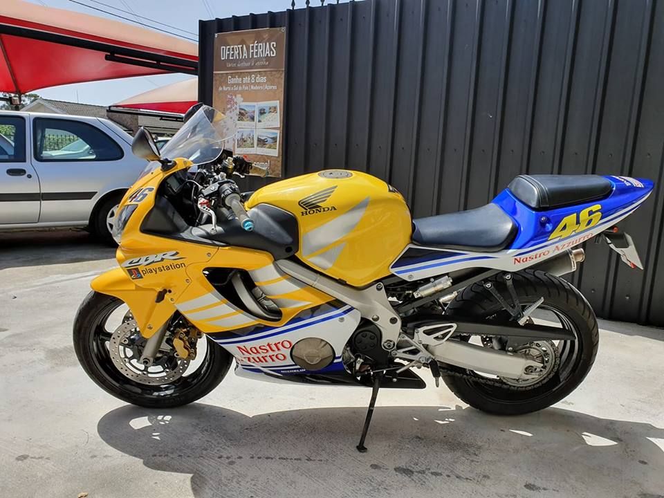 honda cbr 600 valentino rossi replica